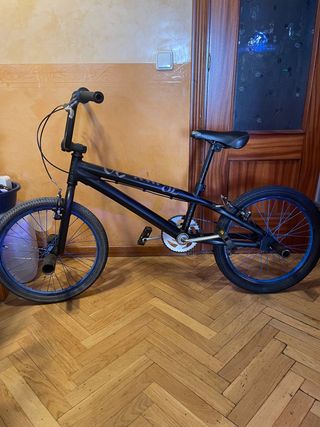 Bicicleta BMX