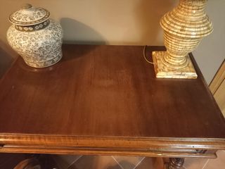 Mesa escritorio muy antigua