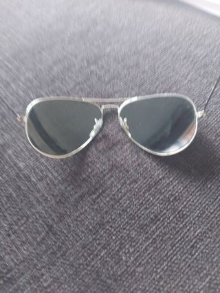 Rayban RB3025