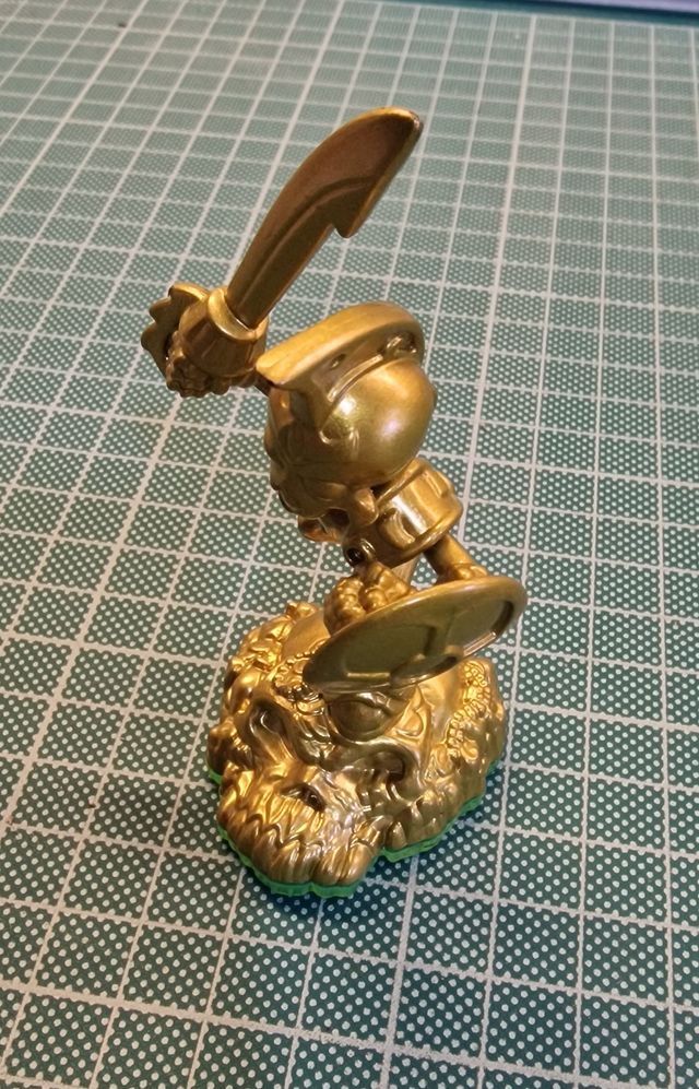 Skylanders Spyro's Adventure GOLD CHOP CHOP unico