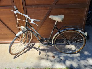 Bicicleta antigua BH