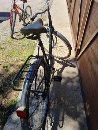 Bicicleta antigua BH