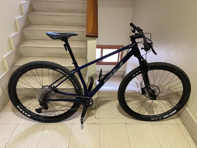Bicicleta Mtb BH Ultimate RC 7.5 carbon