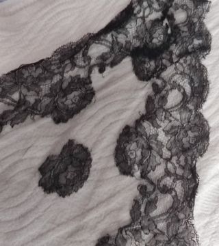 VELO MANTILLA ANTIQUÍSIMO  de misa Chantillí