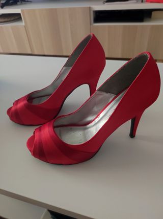 Zapatos de tacón.