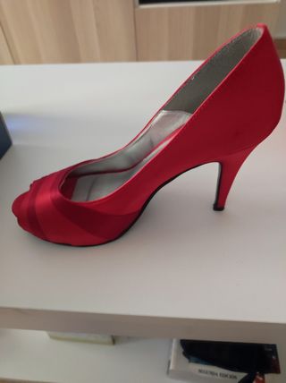 Zapatos de tacón.