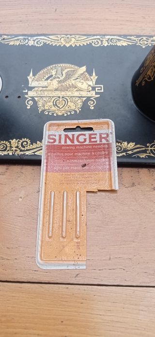 Maquina coser Singer