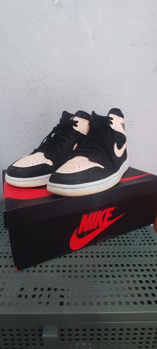 Jordan 1 crimson Tint 