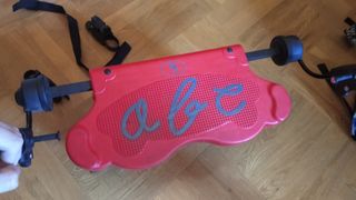 Patinete que se adapta a carrito de bebe