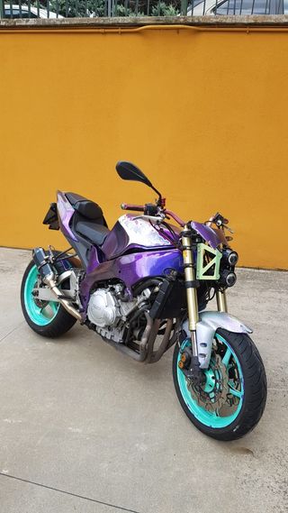 Yamaha fzr 600r