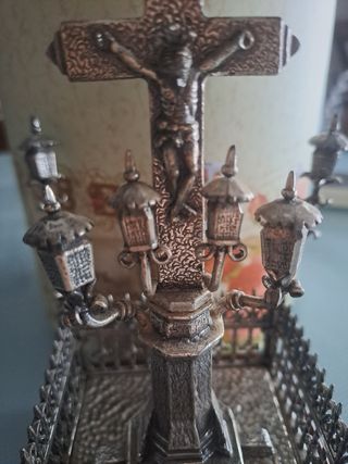 Figura Cristo de los faroles