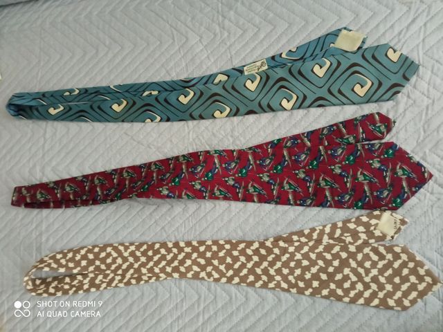 Tre cravatte vintage