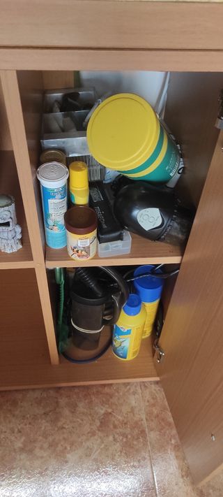 Acuario pecera JUWEL RIO 180 litros