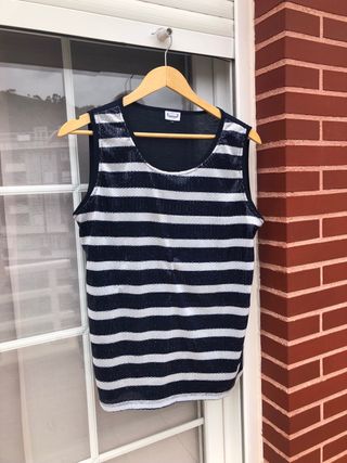 Camiseta azul marino