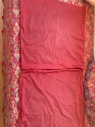 Cubrecama edredón, cubre mesa camilla y cortinas