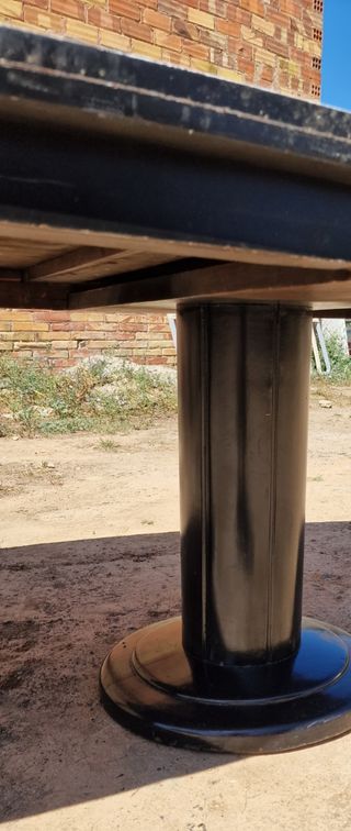 Mesa ovalada madera maciza