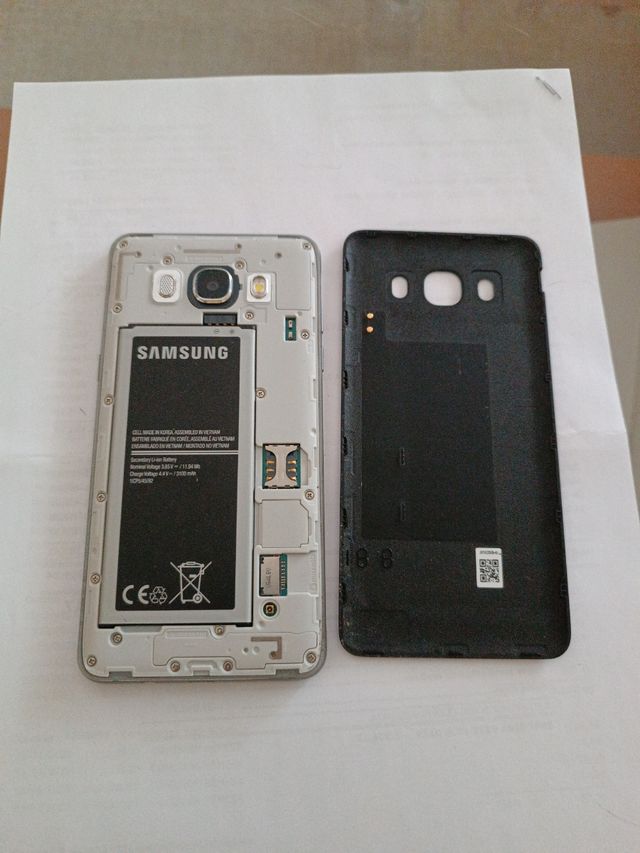 Samsung Galaxy J5 2016 negro