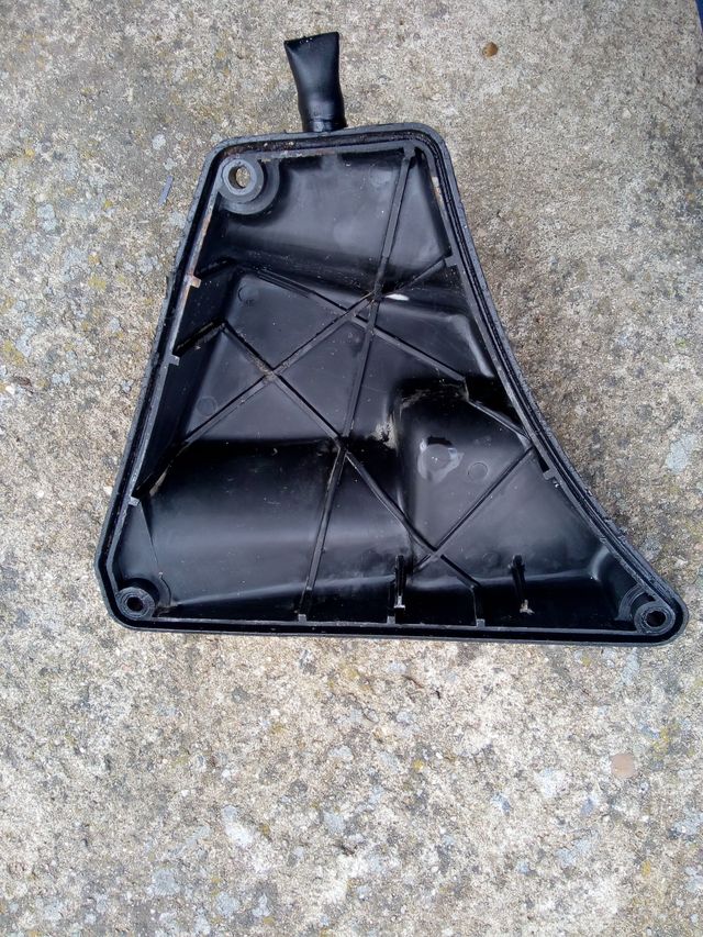 Caja filtro de aire Honda mtx 125.