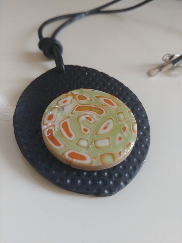 collar artesano de argila polimerica