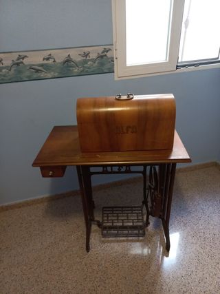 maquina de coser alfa antigua