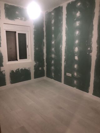 Pintor perlita fontanero reforma albañil escayola 