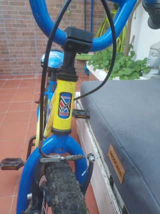 BICICLETA MONTY