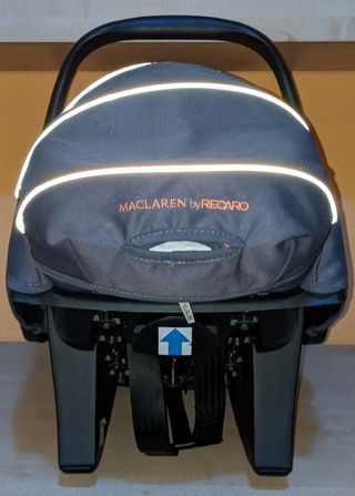 Sillita de coche marca Maclaren