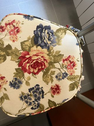 Cortina + cojines sillas