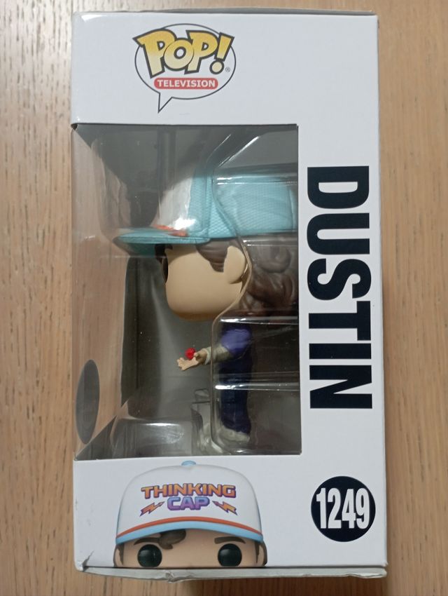 Funko Pop Dustin 1249 Special Ed Strangers Things