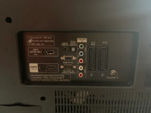 Televisor LG 32LH2000