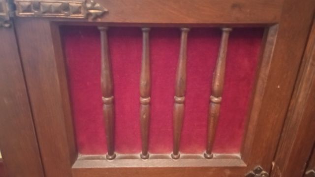 Taquillón castellano