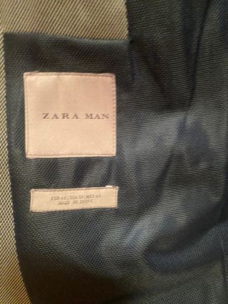 Traje ZARA 