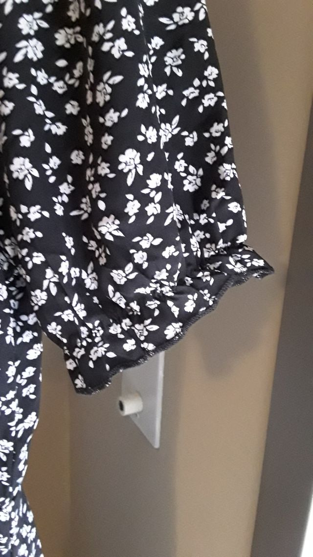 VESTIDO NEGRO ESTAMPADO SHEIN TALLA S