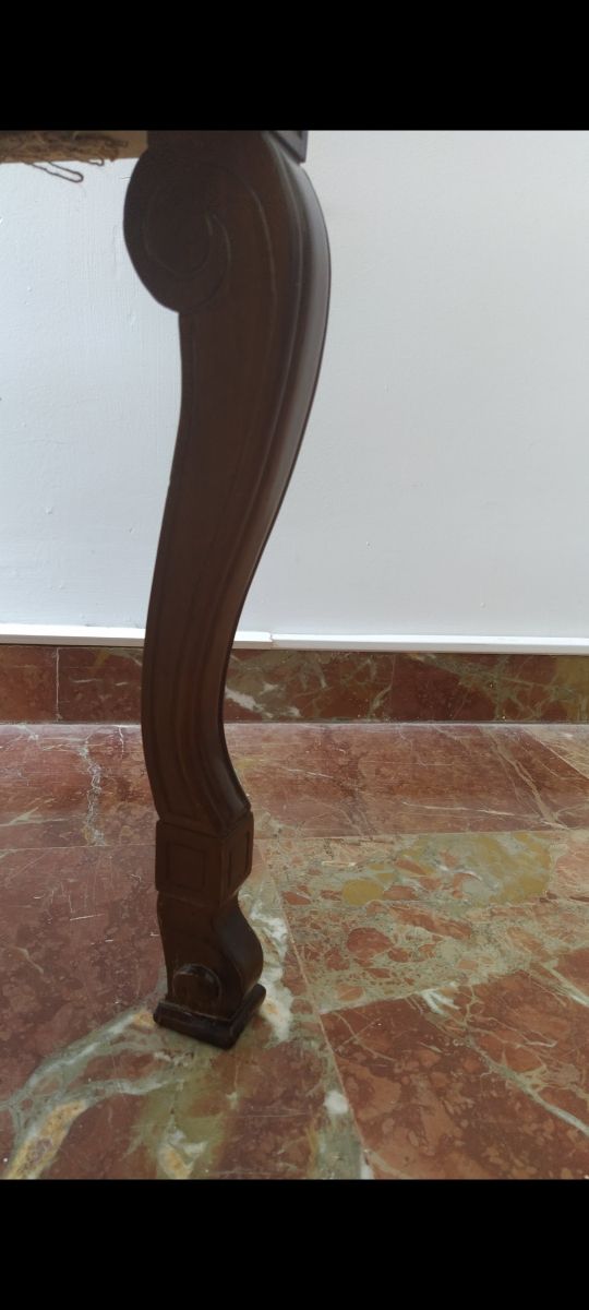 🪑 Silla Antigua de madera