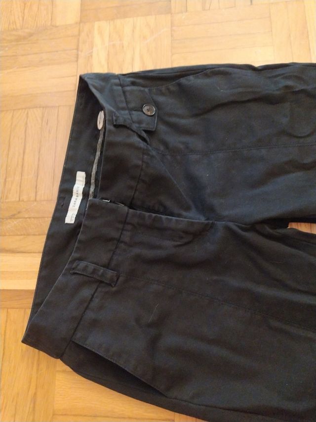 pantalón negro