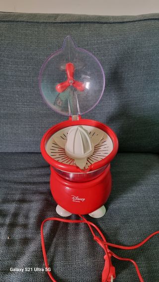 Exprimidor marca ariete