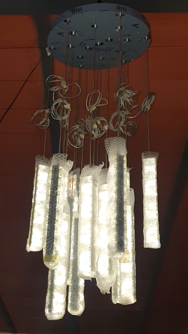 LAMPARA TECHO DISEÑO ARAÑA CRISTAL LED