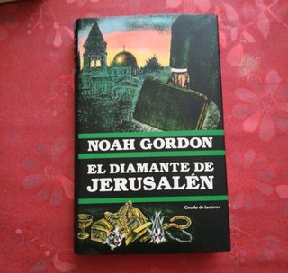 5 Libros, varios autores.