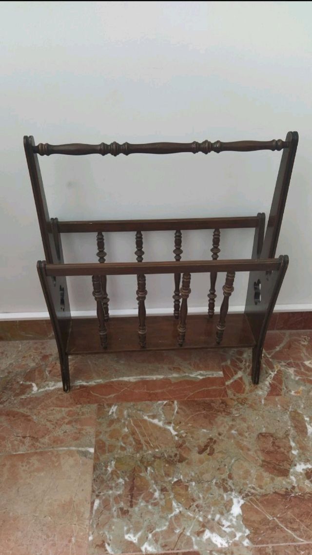 📰Revistero de Madera