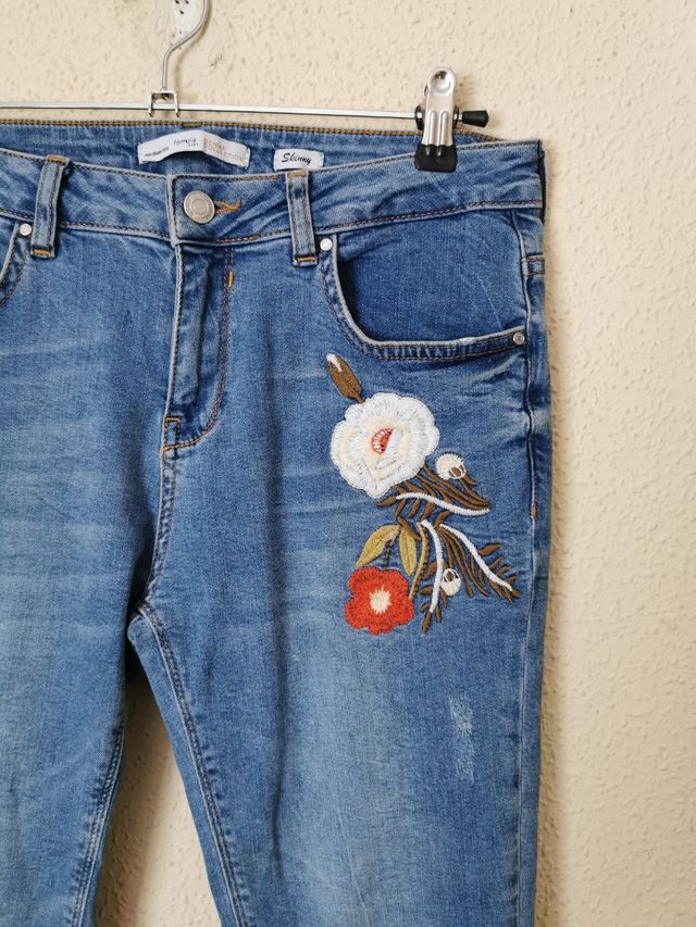 Pantalón chica talla 40 de Fórmula Joven.