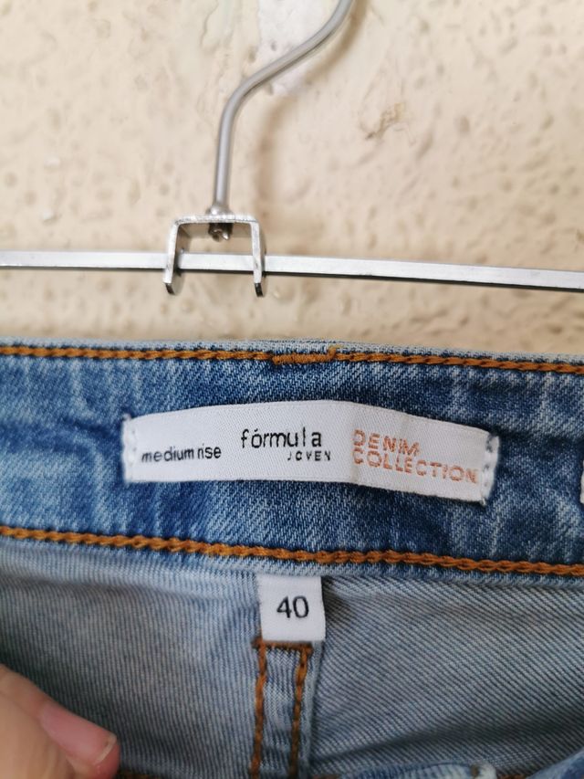 Pantalón chica talla 40 de Fórmula Joven.