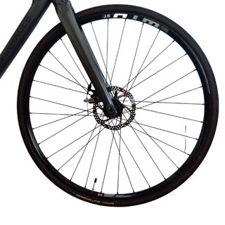 Bicicleta gravel Pinnacle cicloturismo horqcarbono