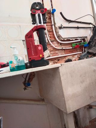 Fontanero, trabajos Verticales , pintura valencia