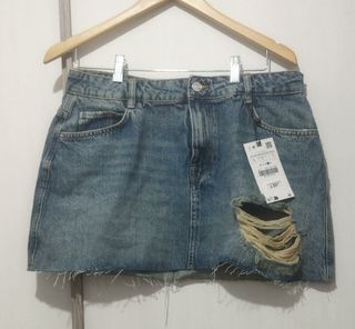 Minifalda vaquera Zara  talla L