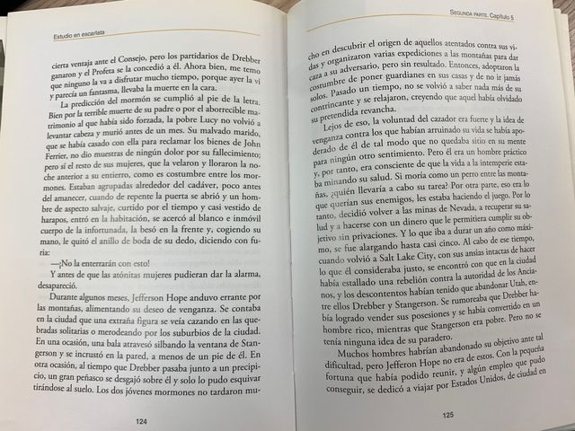 Estudio en escarlata