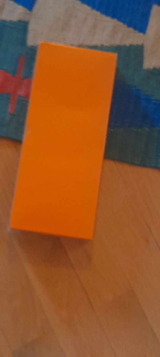 portavelas con vela a estrenar Portico