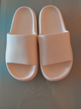 Chanclas blancas 36-37