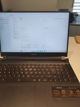 PORTÁTIL GAMING AORUS i7,32GB RAM,RTX 3080 DE 16GB