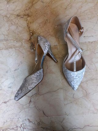 zapatos de tacón 