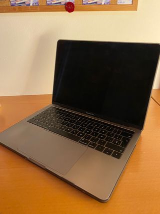 MacBook Pro 2019 13" gris espacial